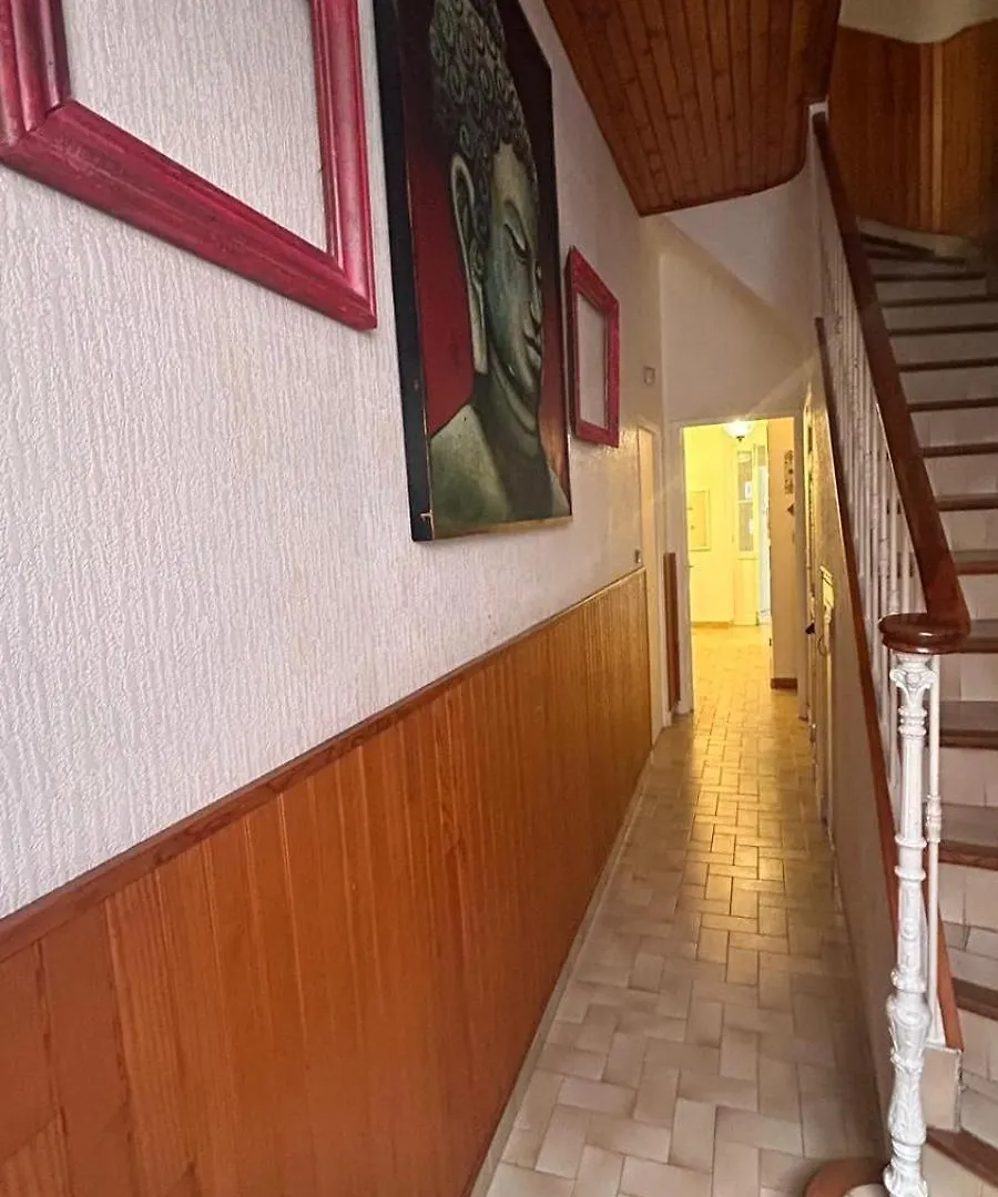 Bed And Breakfast Chez L'Habitant Marseille Homestay