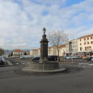 Monfs , Clermont-Ferrand France