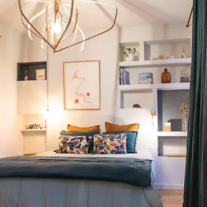 La Maison Vague Marseilles