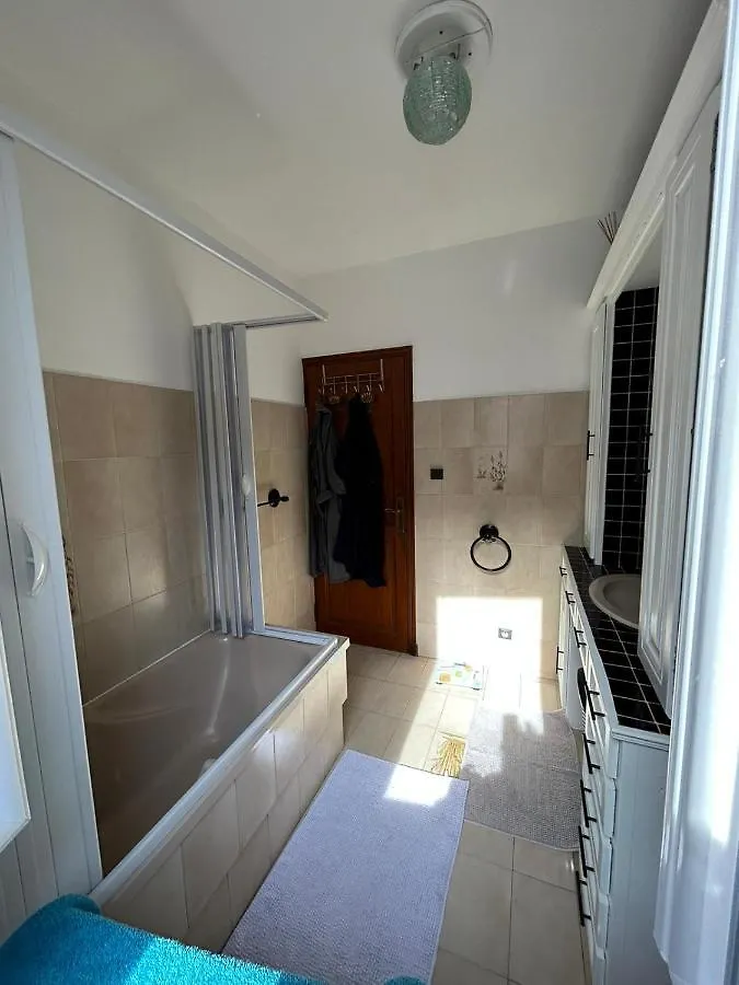 מרסיי Bed And Breakfast Chez L'Habitant צרפת