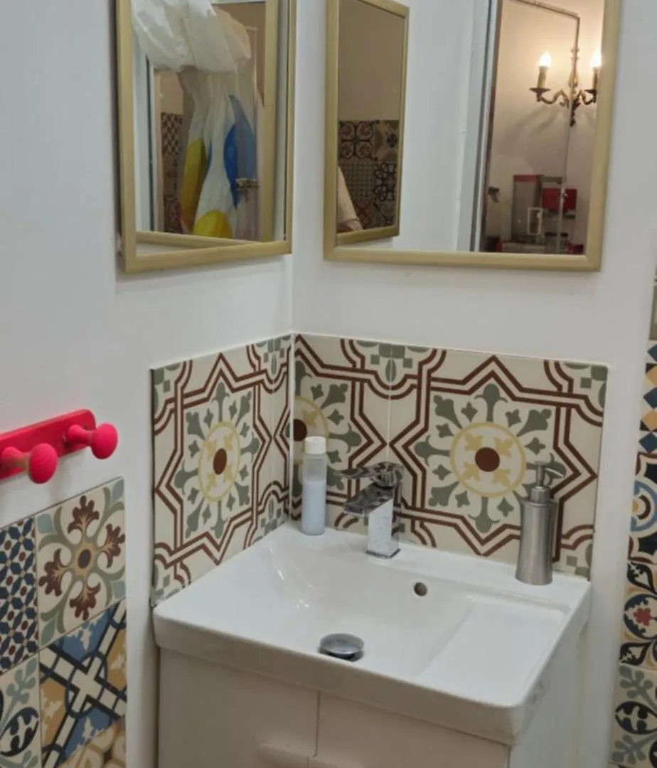 בית אירוח מרסיי Bed And Breakfast Chez L'Habitant צרפת