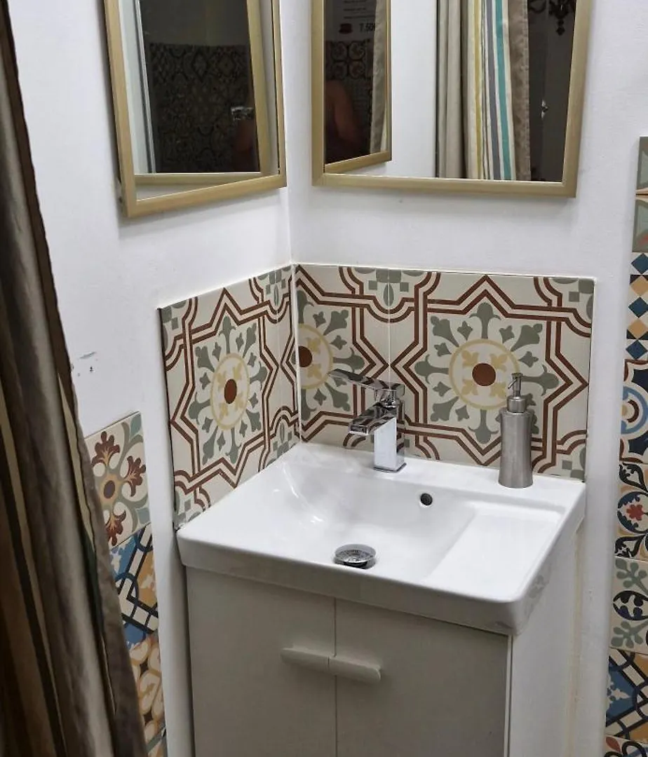 Bed And Breakfast Chez L'Habitant مارسيليا منزل للإقامة